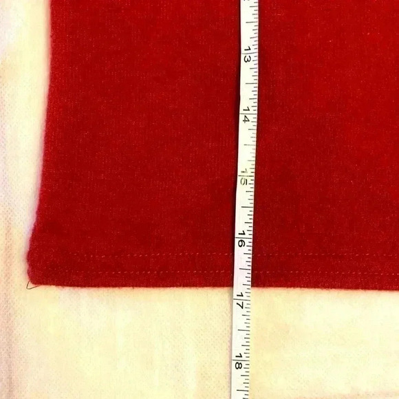 Beautiful Burgundy red top  for spring - Picture 7 of 7